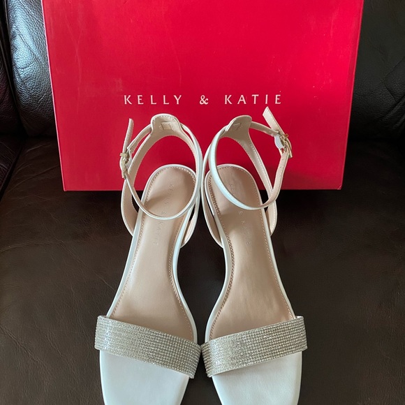 ~New In Box~ Kelly & Katie Rhinestone Heels - Picture 2 of 7